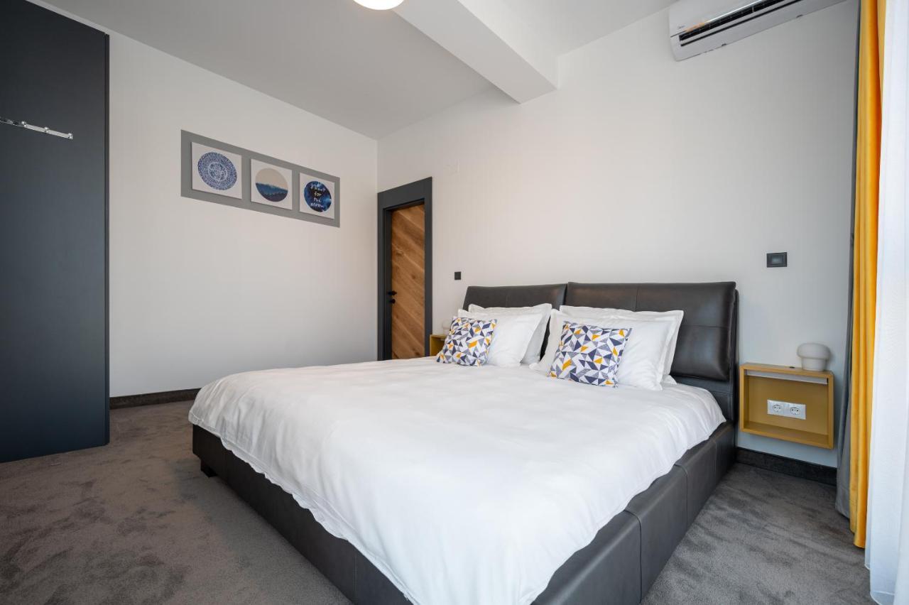 Calvin Aparthotel Oradea Eksteriør bilde